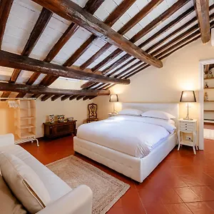 Luxury Pantheon Apartment Rom