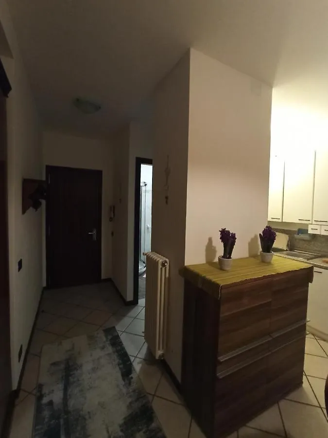 Appartamento Seaesta Al Lungolago Porlezza 0*,  Italy
