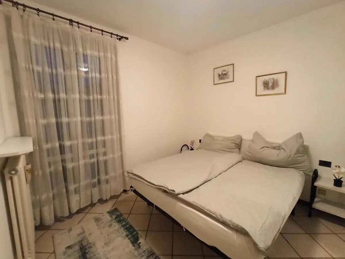 Appartamento Seaesta Al Lungolago Porlezza Italy
