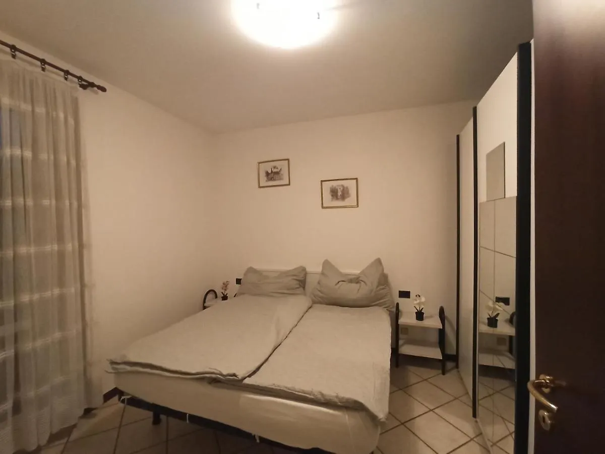Appartamento Seaesta Al Lungolago Porlezza Italy